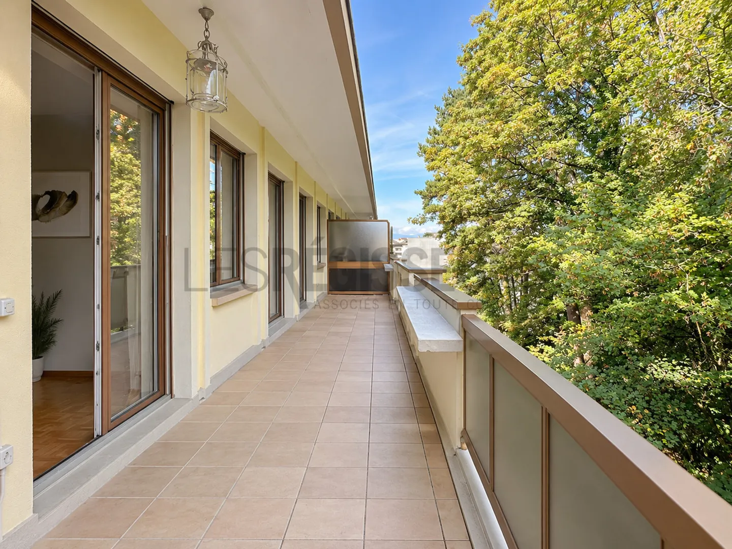 Appartamento Incantevole con Balcone - Foto 2 di 6