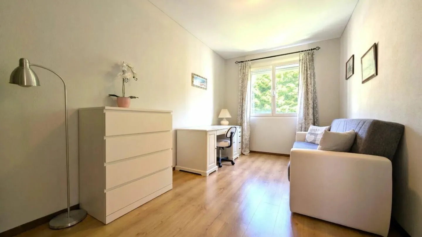 Städtische Eleganz mit Blick auf die Burgen - Foto 10 von 12