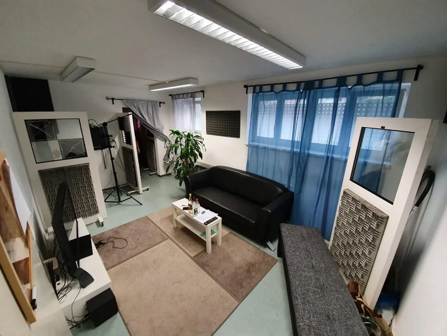 Hobby room (2 rooms) for rent in a central location in Grenchen - Photo 1 of 3
