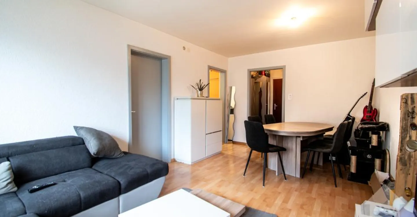 Bel Appartement en Attique à Saint-Maurice - Photo 2 sur 9