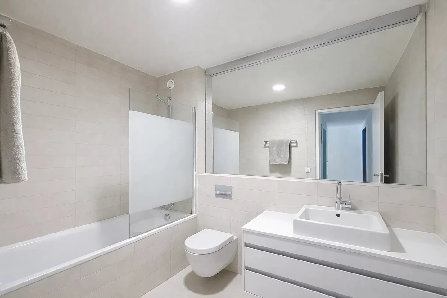 Appartement Loft Contemporain - Photo 5 sur 12