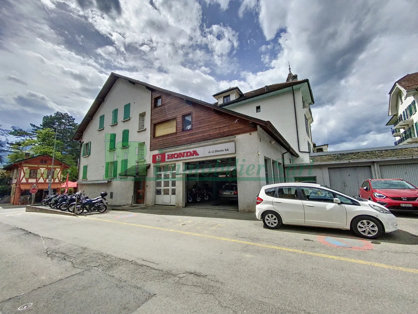 Wohn- und Geschäftshaus in Bex - Foto 5 von 10