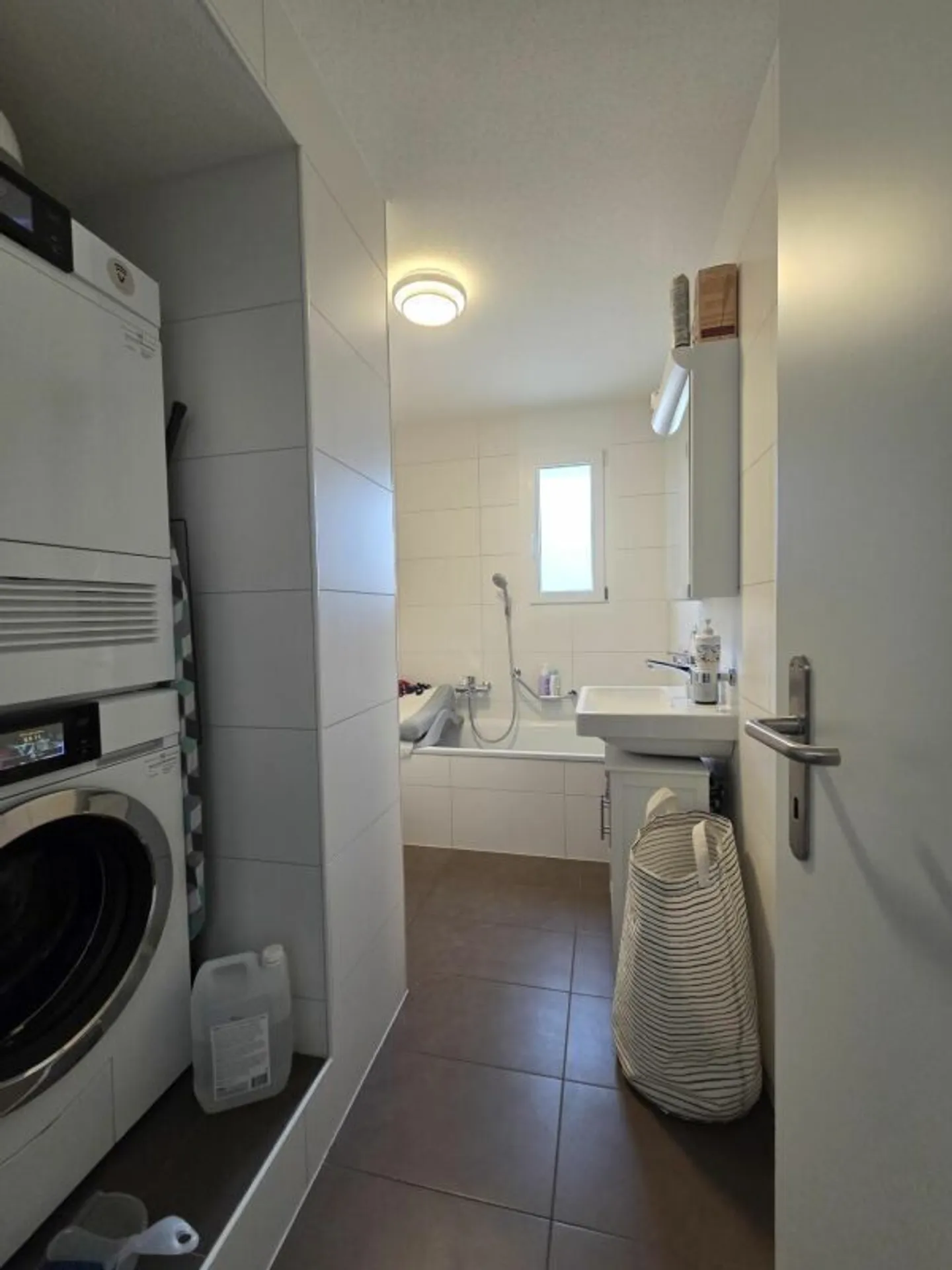 DA PRENDERE - Appartamento di lusso 4.5 locali con terrazza e posti auto interni - Foto 9 di 11