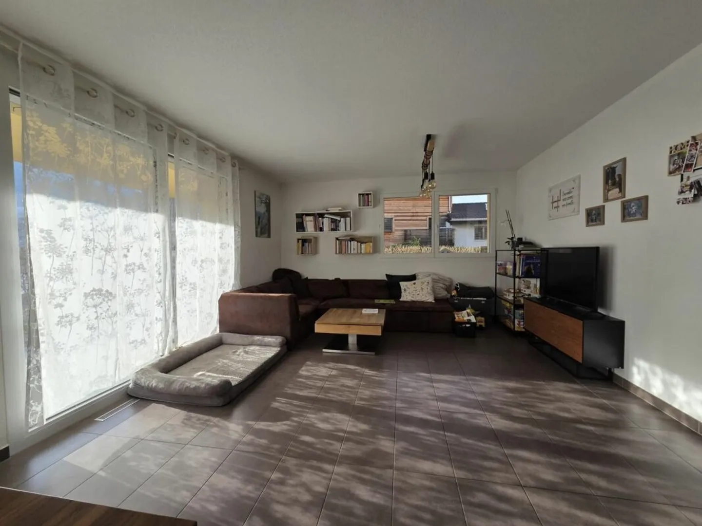 DA PRENDERE - Appartamento di lusso 4.5 locali con terrazza e posti auto interni - Foto 2 di 11