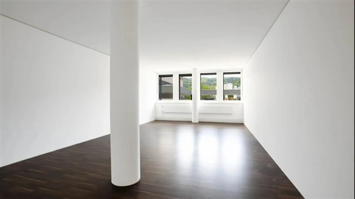 Office - Photo 2 of 6