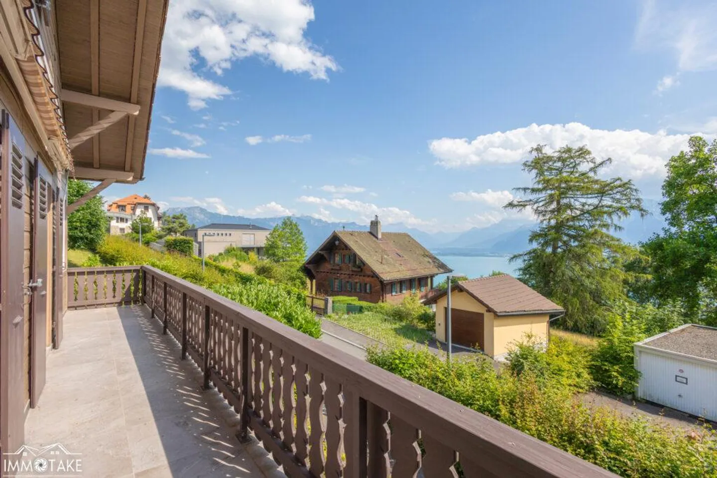 Luxury Chalet with Panoramic View in Chardonne - Photo 16 of 18