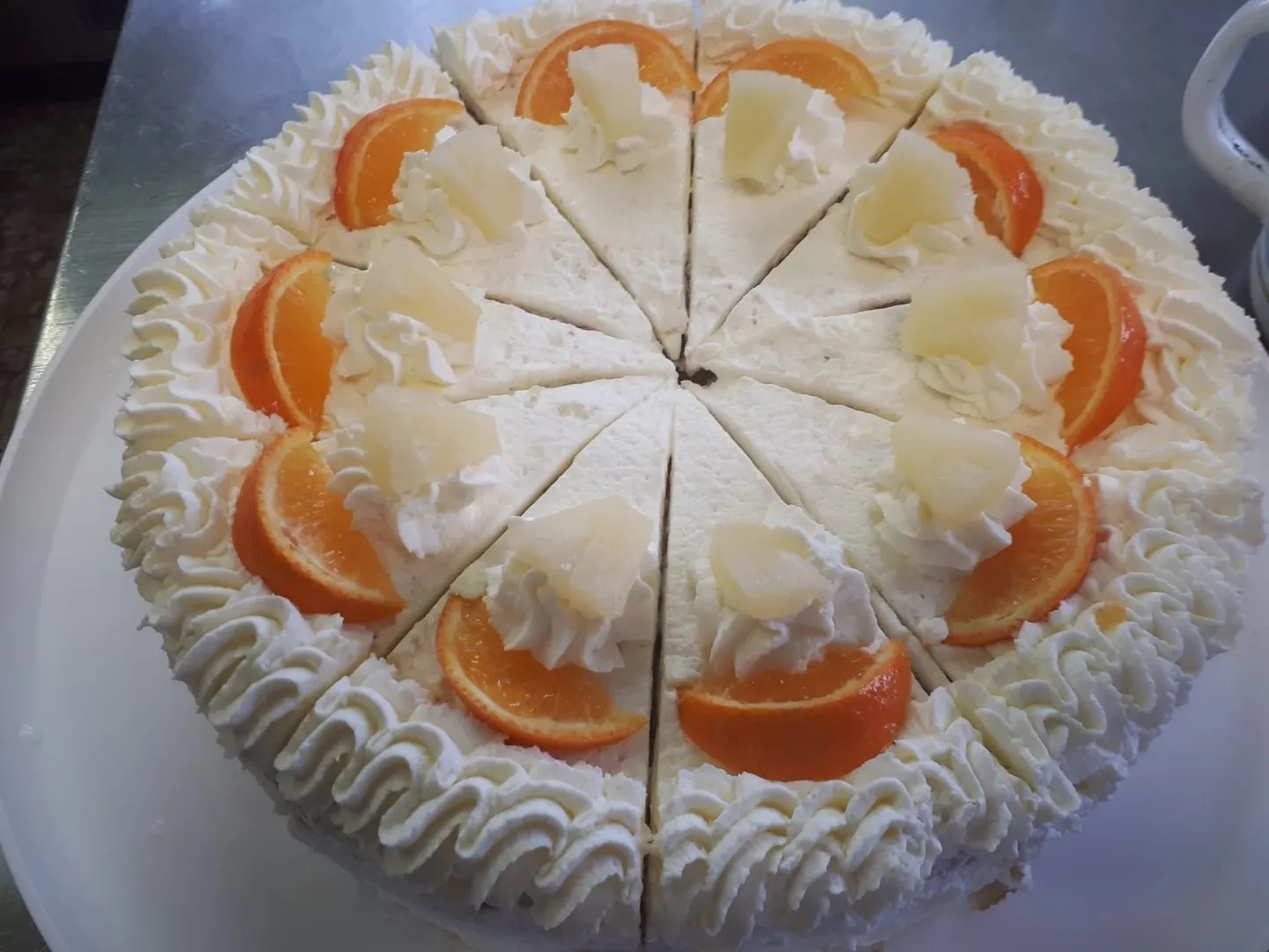 Discover a gastronomic or commercial opportunity in the Gürbetal near Thun - Photo 6 of 7