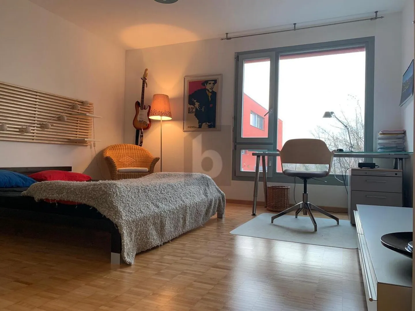 Helle Wohnung mit Naturpool - Foto 4 von 6