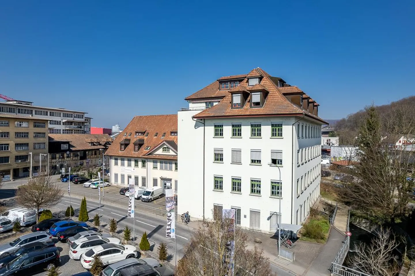 Attrazione immobile commerciale nel cuore di Lenzburg - Foto 2 di 8