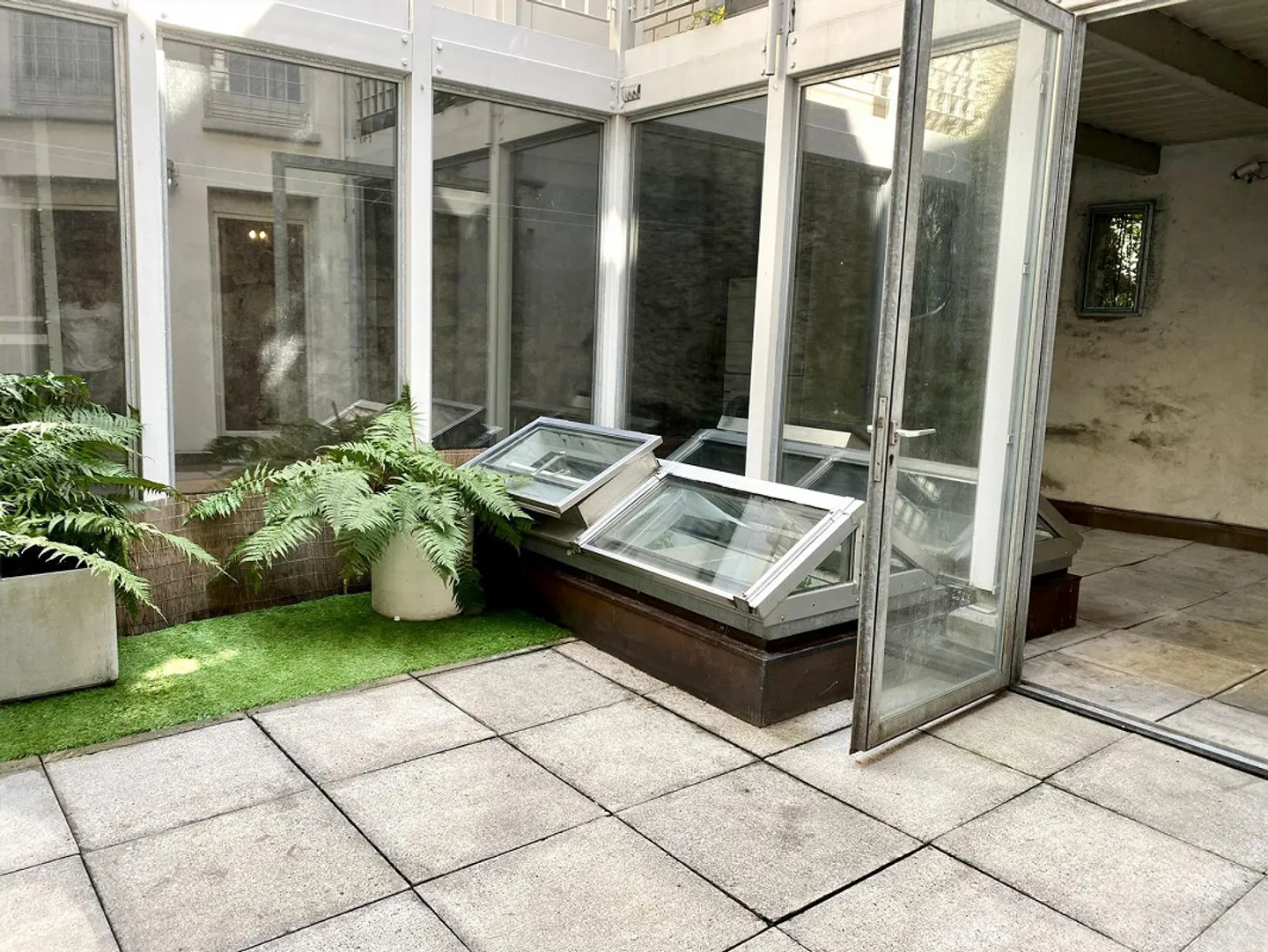 Appartamento di 3,5 stanze nel centro storico direttamente sul Reno con balcone - Foto 4 di 10