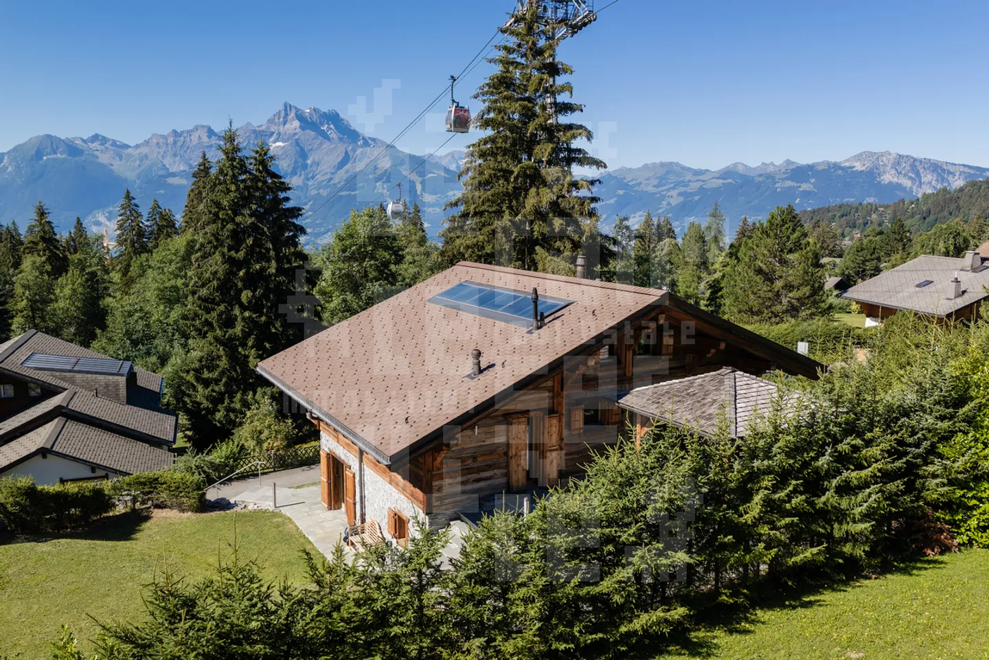 Chalet con Giardino e Spa - Foto 3 di 28