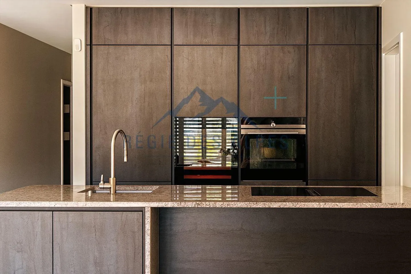 5-room apartment - Photo 5 of 10