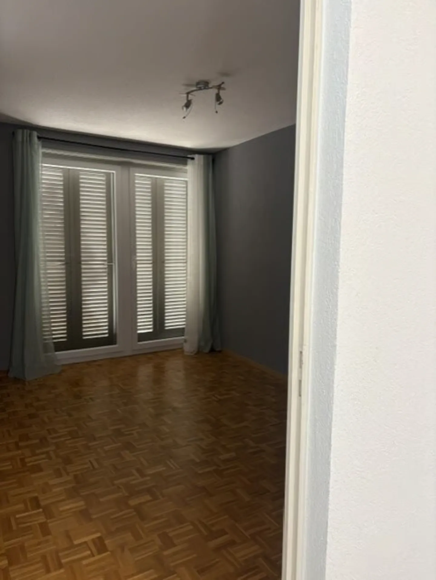 Schöne Wohnung von ~100 m2 in einem Einfamilienhaus mit Terrasse - Foto 5 von 10