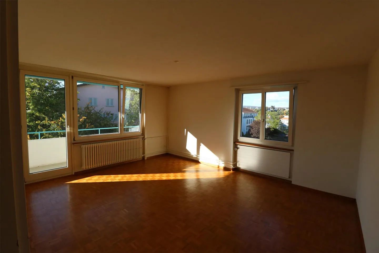Cozy 4.5-room apartment in Feuerthalen - Photo 3 of 13