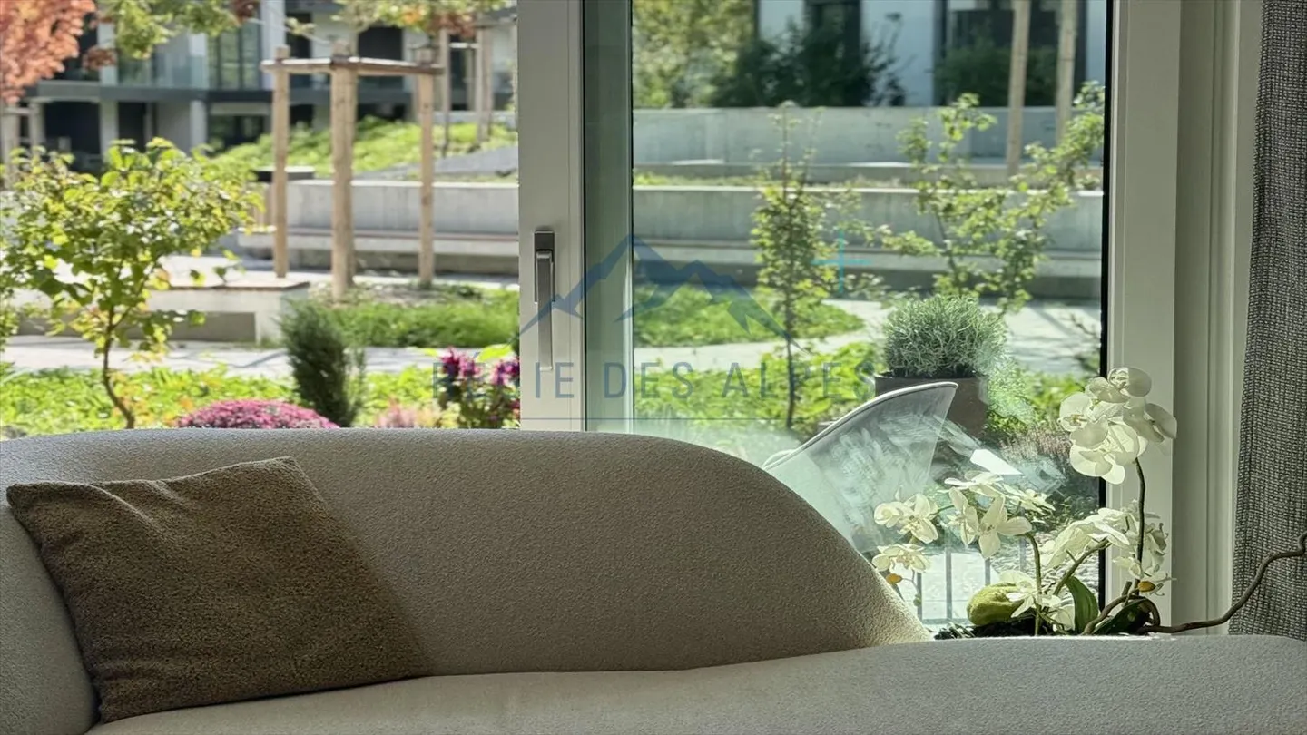 5-room apartment - Photo 4 of 10