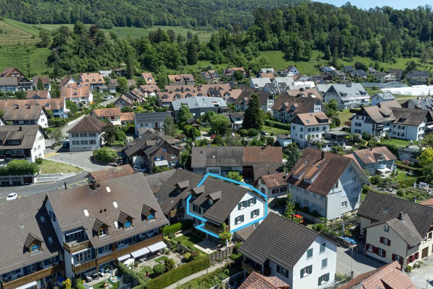 Jewelry in the Village Center of Freienstein - Photo 1 of 16