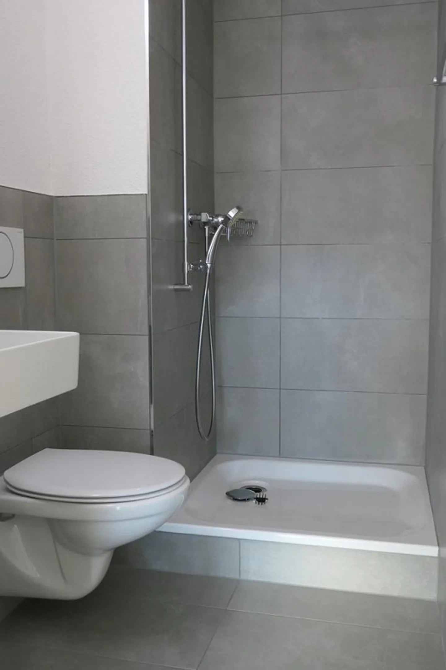 Grosse Wohnung mit Balkon - Foto 3 von 4