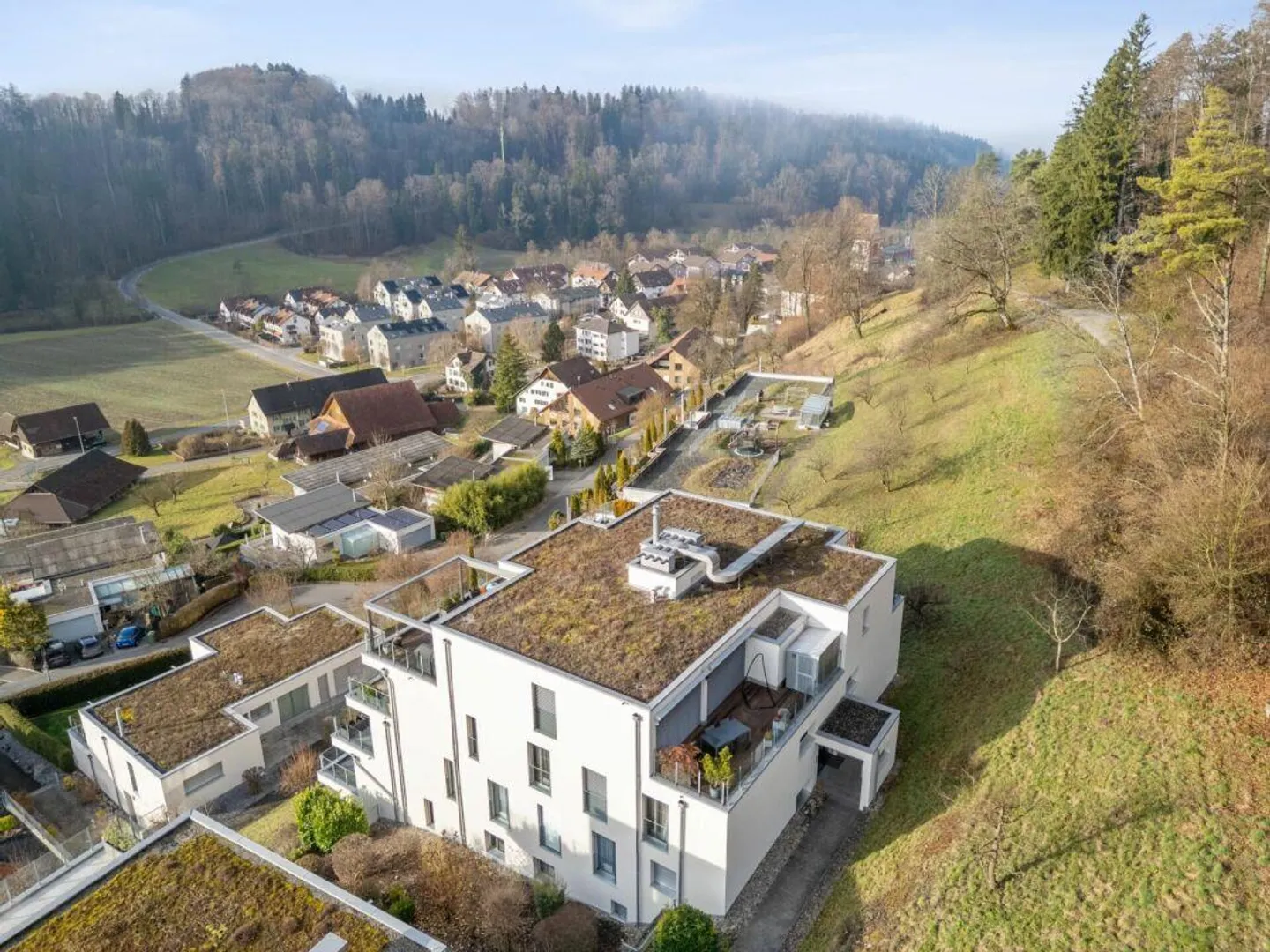 Spacious and bright: modern living in a quiet location with a view - Photo 1 of 7