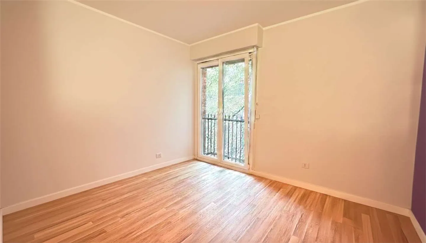 Appartement Charmant avec Vue sur le Lac - Photo 13 sur 23