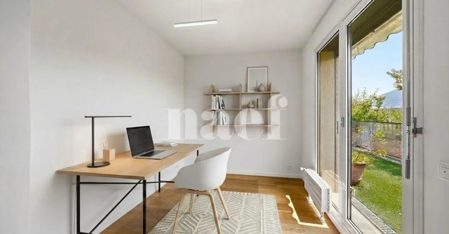 Bel attique avec terrasse - Photo 8 sur 13