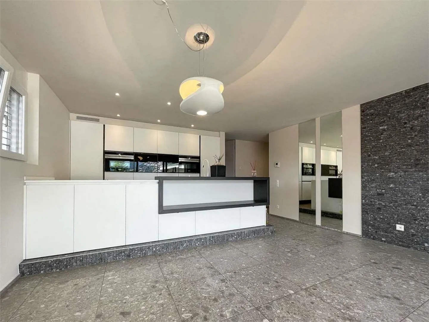 Apartment for sale - Photo 5 of 13