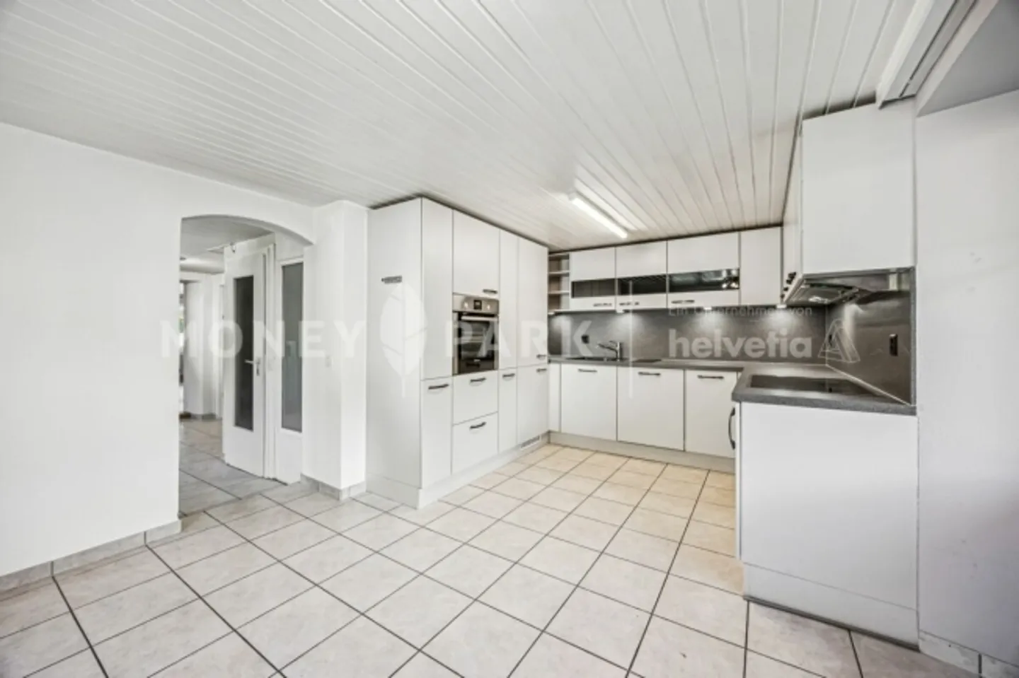 Maison bifamiliale au caractère unique avec bâtiment économique et emplacement idyllique - Photo 7 sur 12