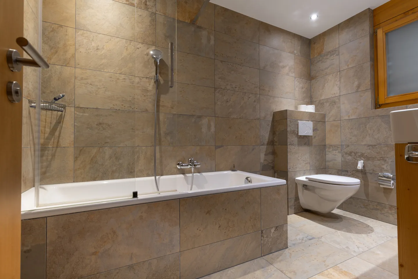 Appartamento in affitto - Foto 9 di 21