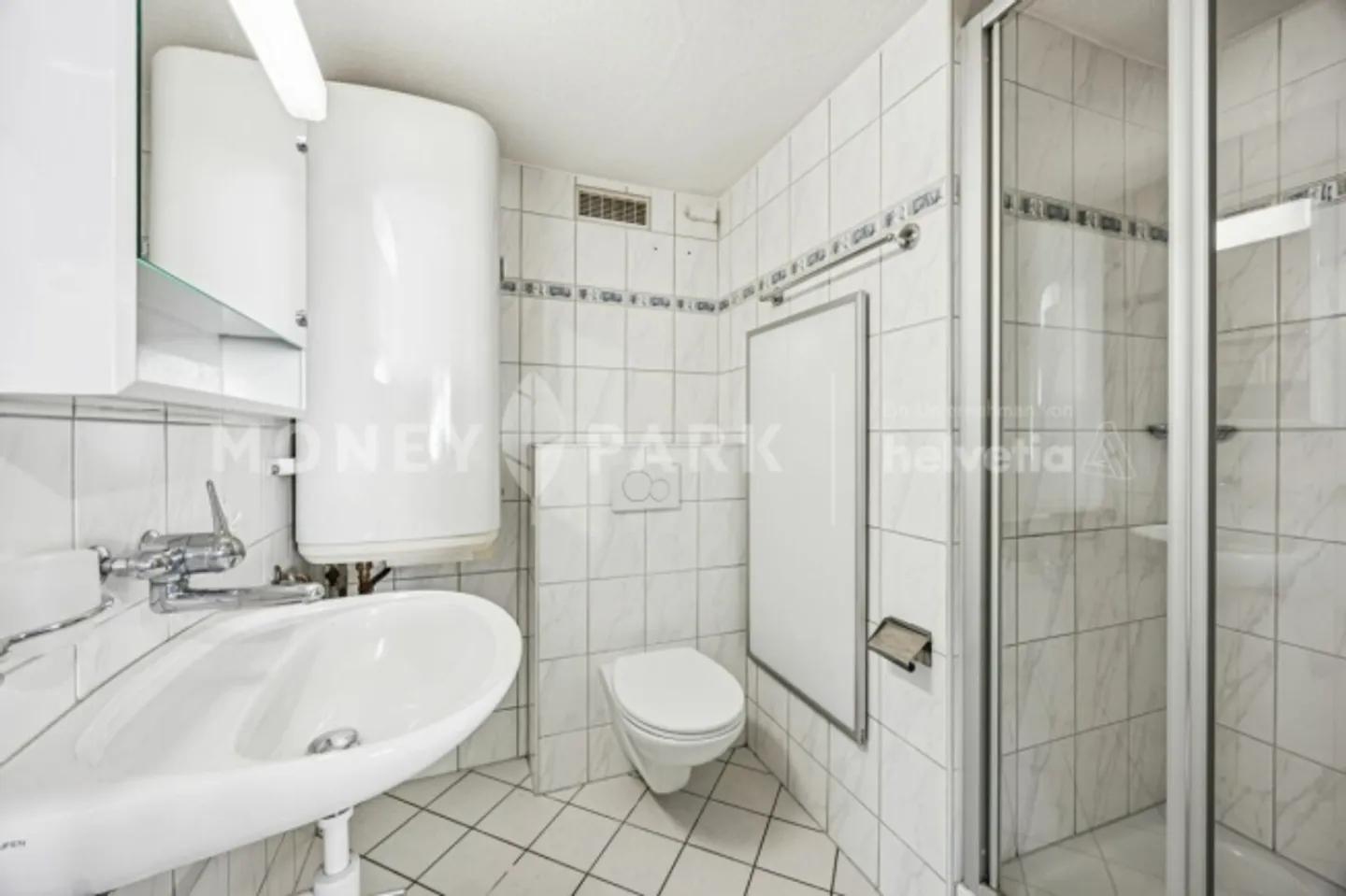 Maison bifamiliale au caractère unique avec bâtiment économique et emplacement idyllique - Photo 10 sur 12