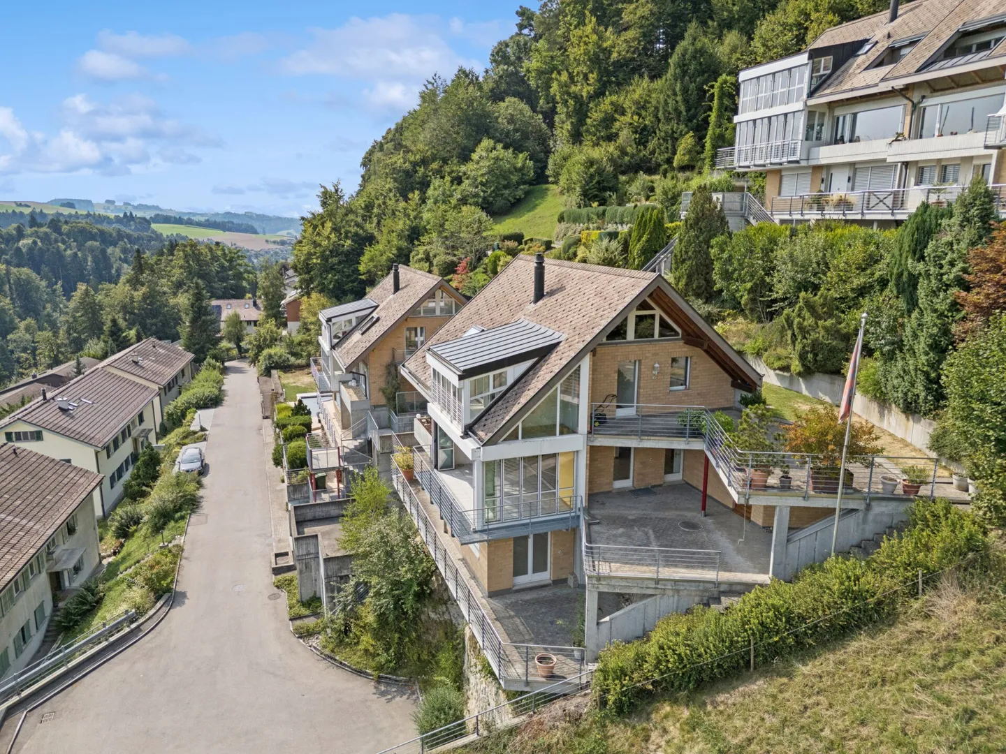 Ampia casa a terrazza di 6,5 stanze con giardino d'inverno, cinque posti a sedere, cantina in arenaria e molto altro - Foto 11 di 13