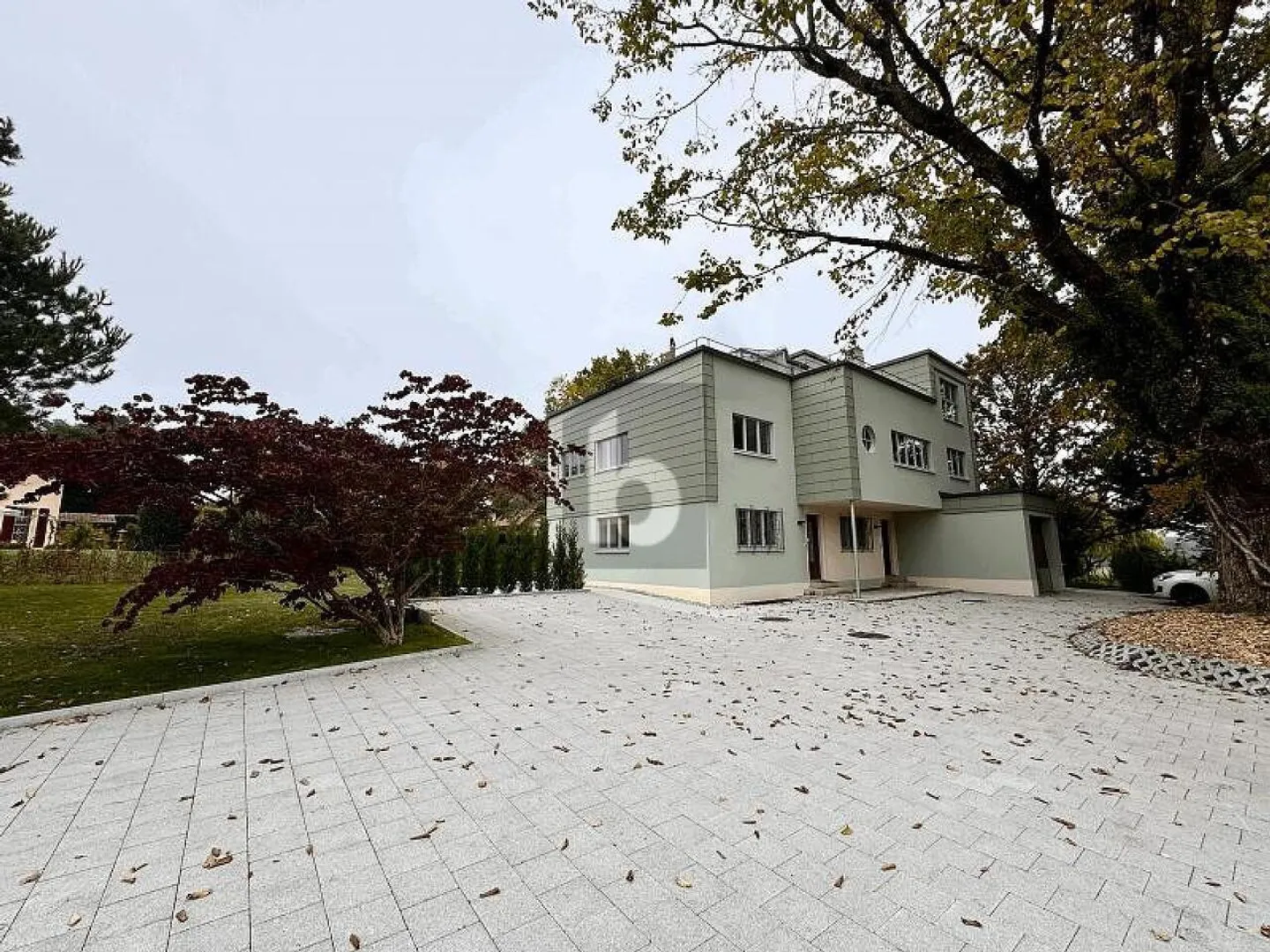 CON TERRAZZA E GIARDINO DI 671M2 - IDEALE PER CO-ABITAZIONE - Foto 1 di 6