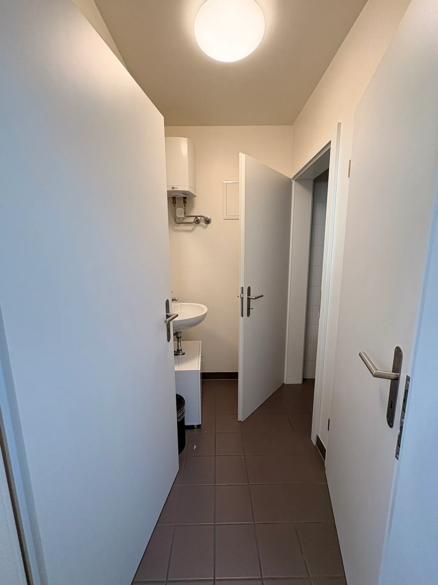 Spazio commerciale - Foto 6 di 8