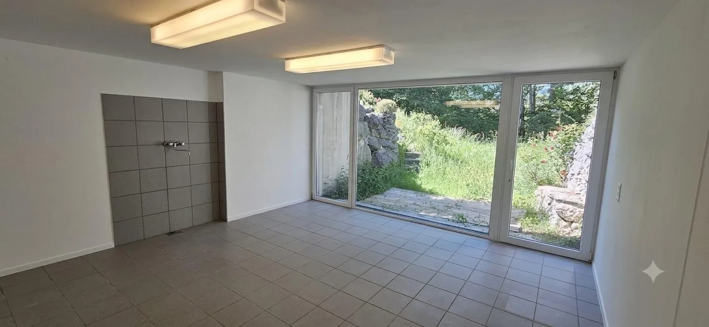 Rare opportunity! Single-family home on the outskirts of Bonaduz. 156m2 of forest included - Photo 26 of 29