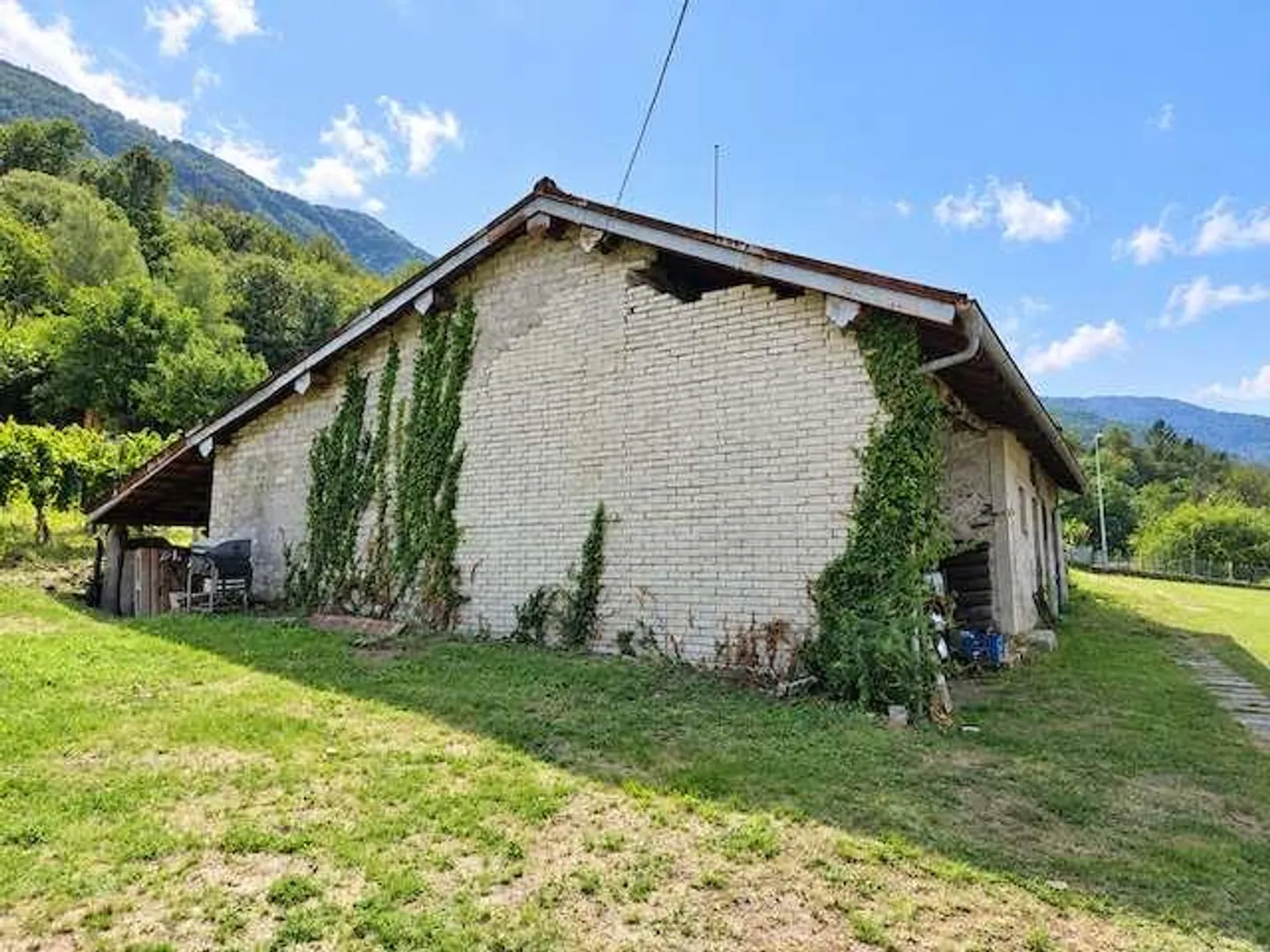 Rustic to Renovate - Photo 2 of 6