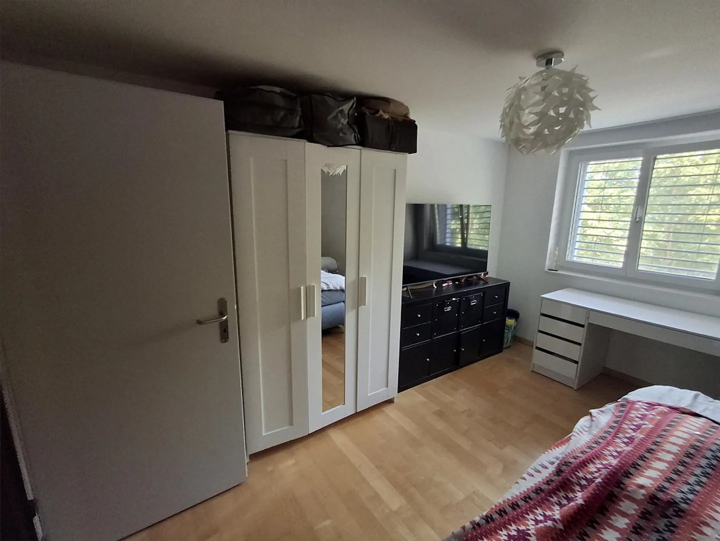 Bright 3.5-room apartment with 2 balconies and large living room - Photo 6 of 16