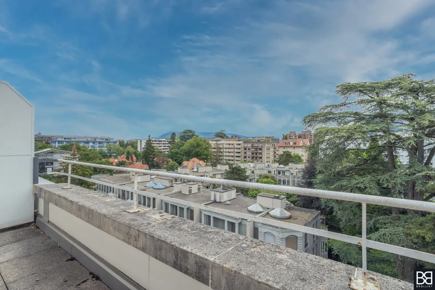Appartement de 3 pièces à Miremont avec locataire - Photo 2 sur 3