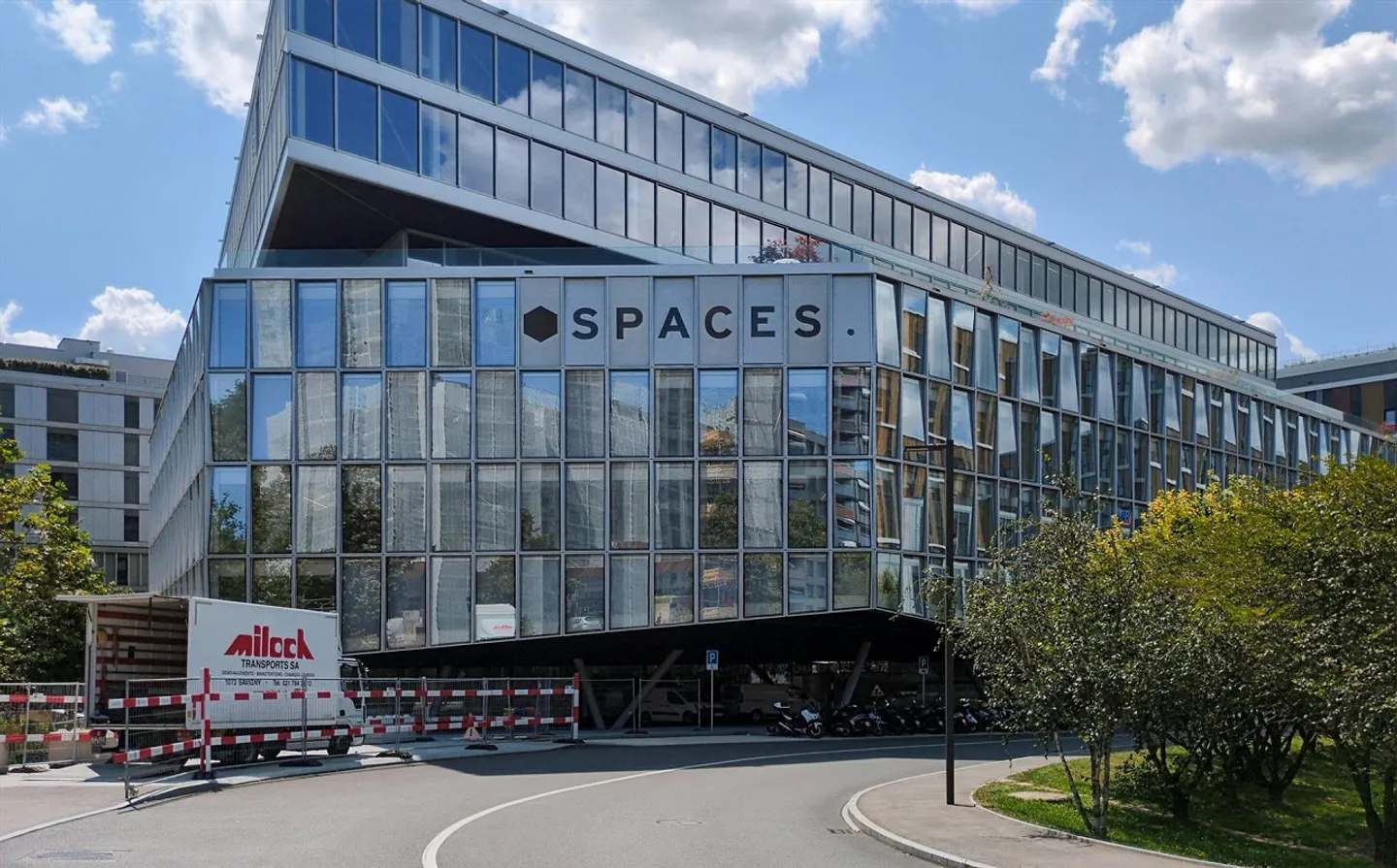 Accesso tutto incluso a uno spazio di coworking presso Spaces Quartier de l'Étang - Foto 13 di 15