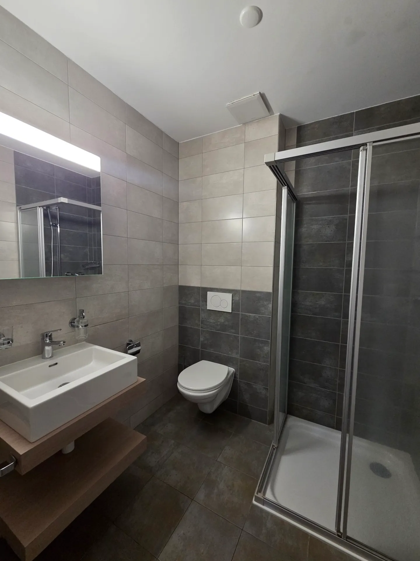 Appartement 4,5 pièces de 107 m2 au 2ème étage avec ascenseur - Photo 5 sur 10