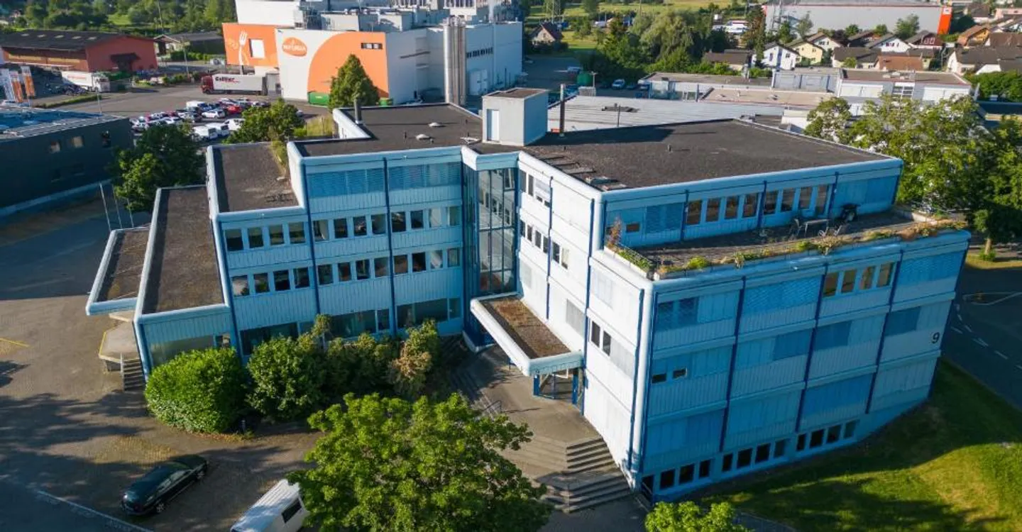 Geräumiger Büroraum zu vermieten - Foto 1 von 5