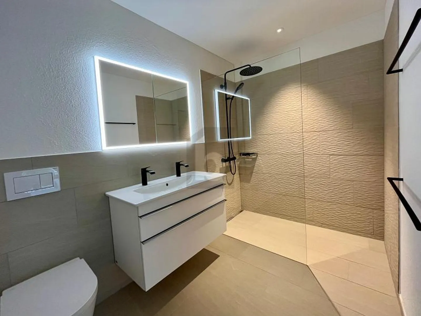 Appartement 4.5 pièces - Photo 3 sur 6