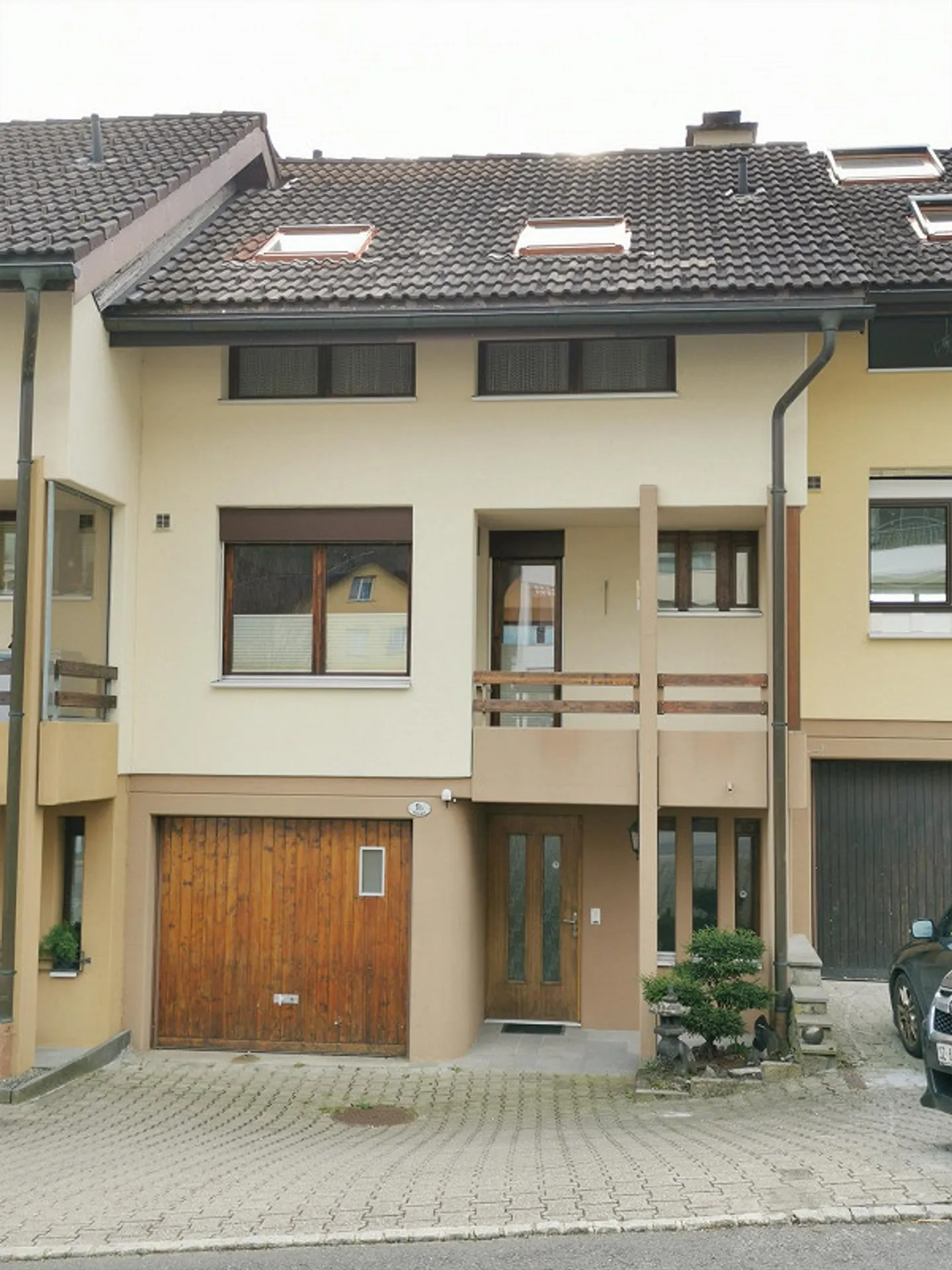5.5 Room Terraced House with Mountain and Lake View - Photo 2 of 16