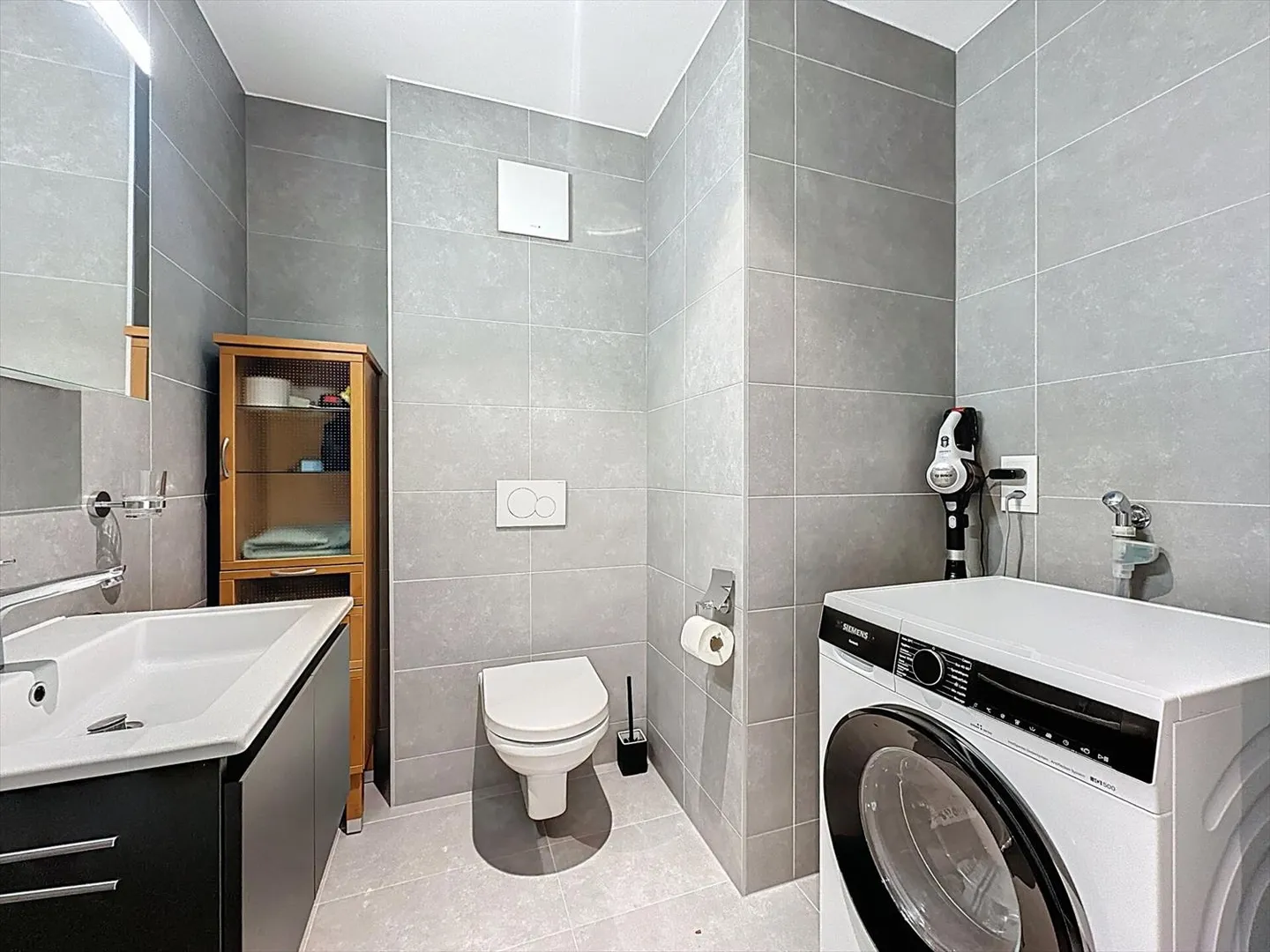 APPARTEMENT DE 3,5 PIECES AVEC BALCON - Photo 9 sur 11