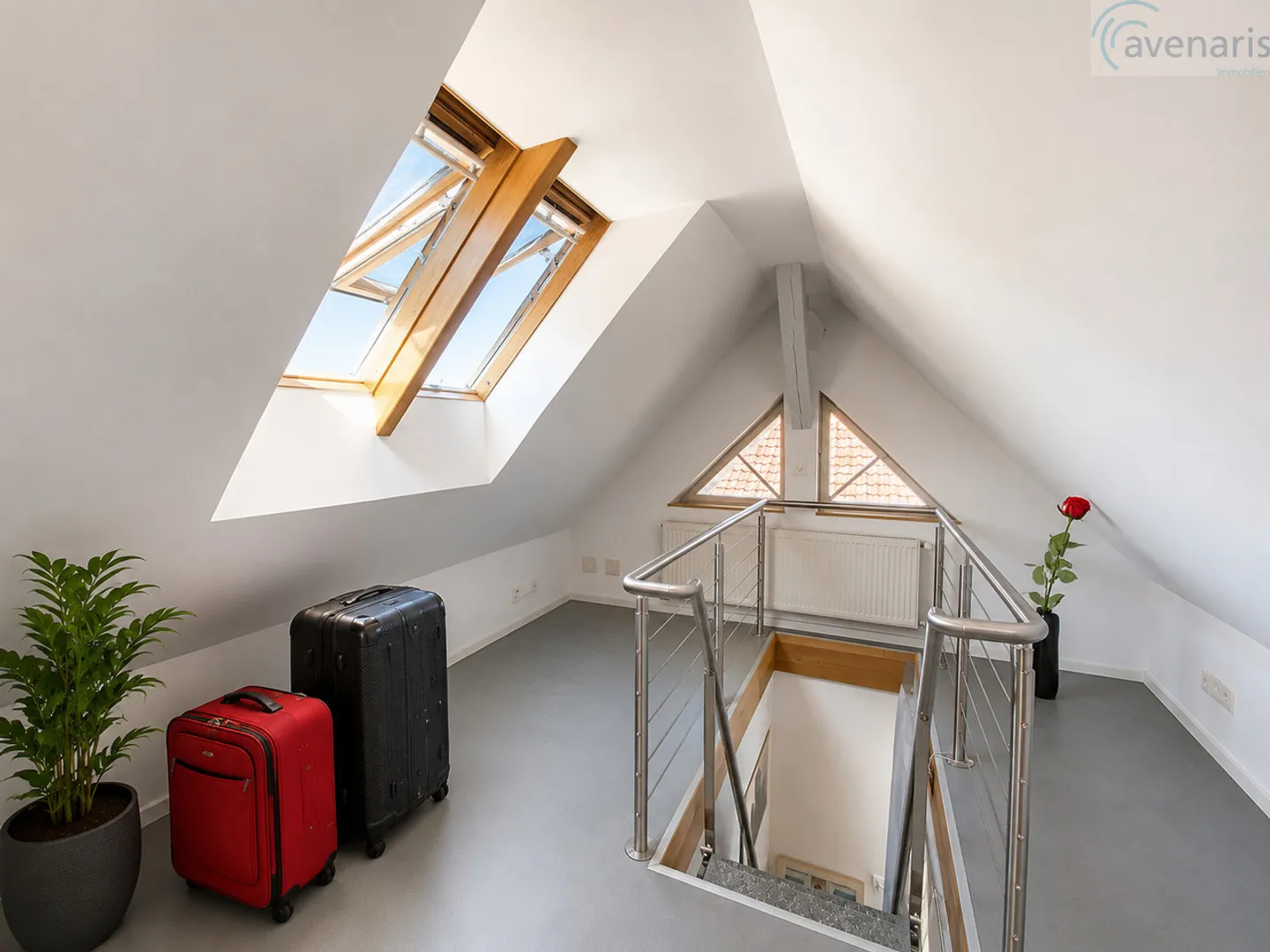 Charmantes Doppeleinfamilienhaus mit Garten - Foto 11 von 17