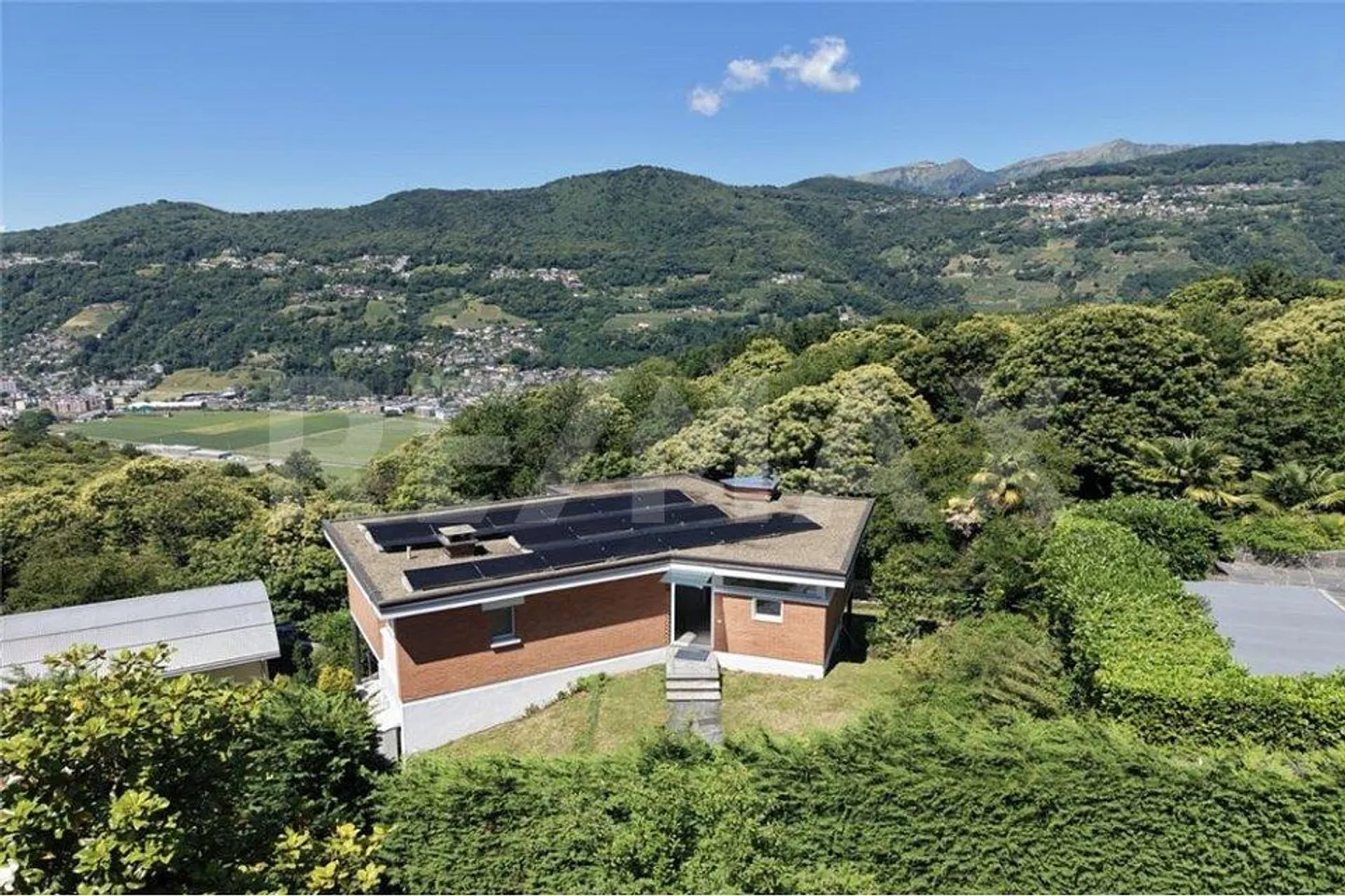 Panoramic villa with large garden and open view Breganzona - Photo 5 of 13