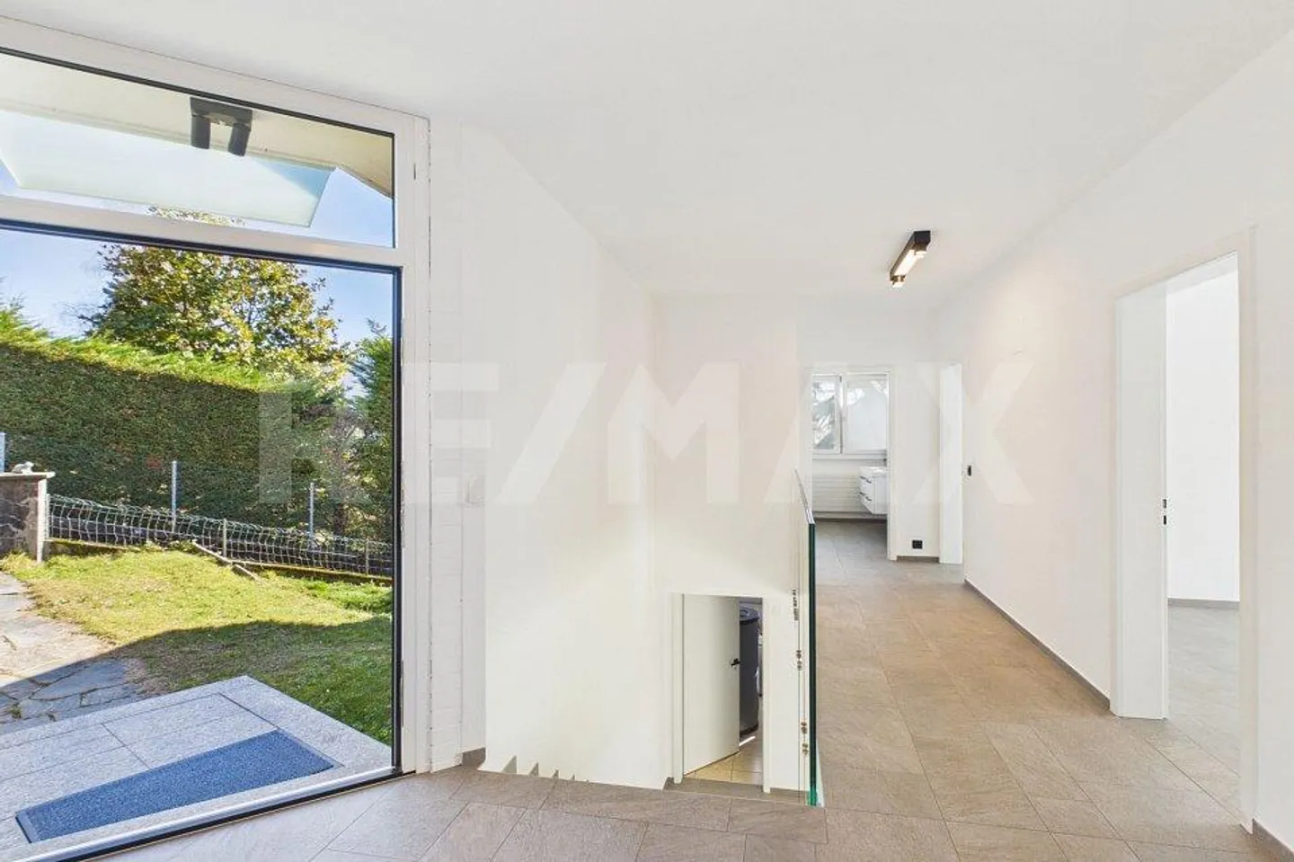 Panoramic villa with large garden and open view Breganzona - Photo 9 of 13