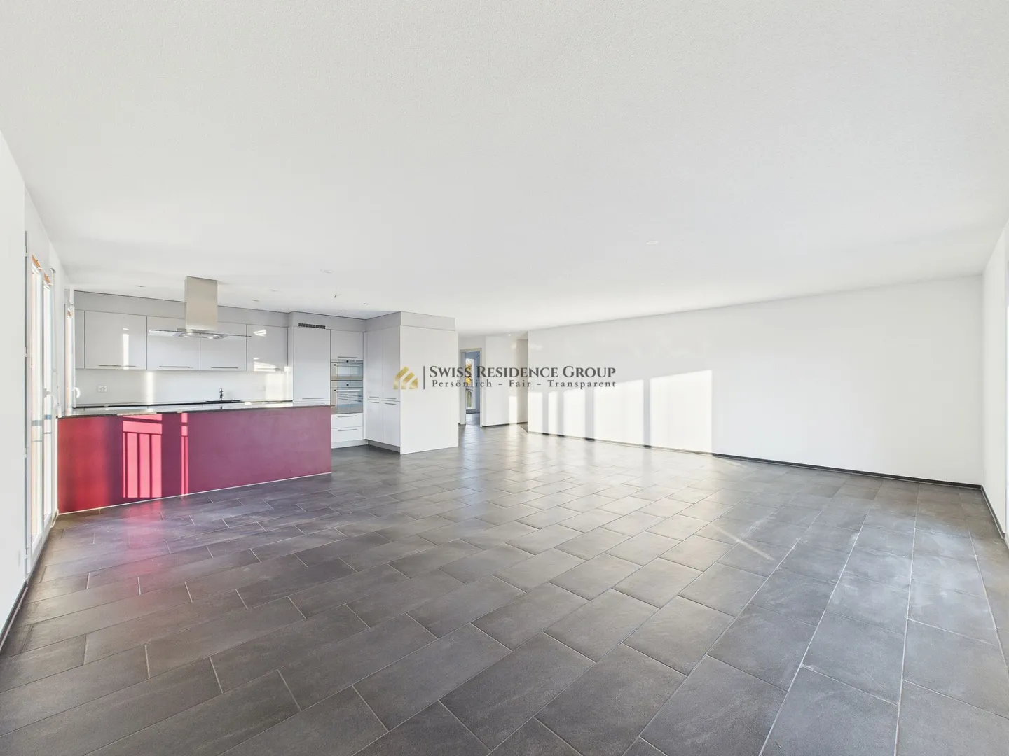 Appartamento moderno con vista e sole - Foto 1 di 12