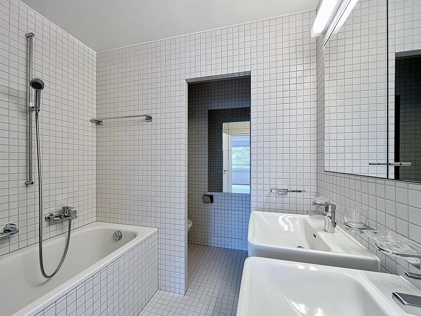 Charmantes Doppelhaus in ruhiger Lage - Foto 7 von 11