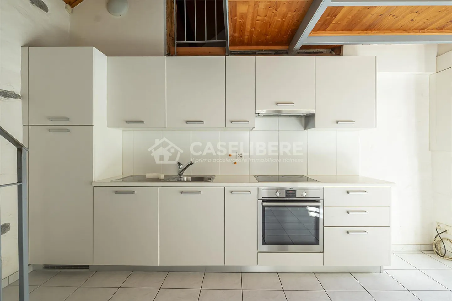 INDEPENDENT TICINESE HOUSE IN SOLDUNO - Photo 6 of 15