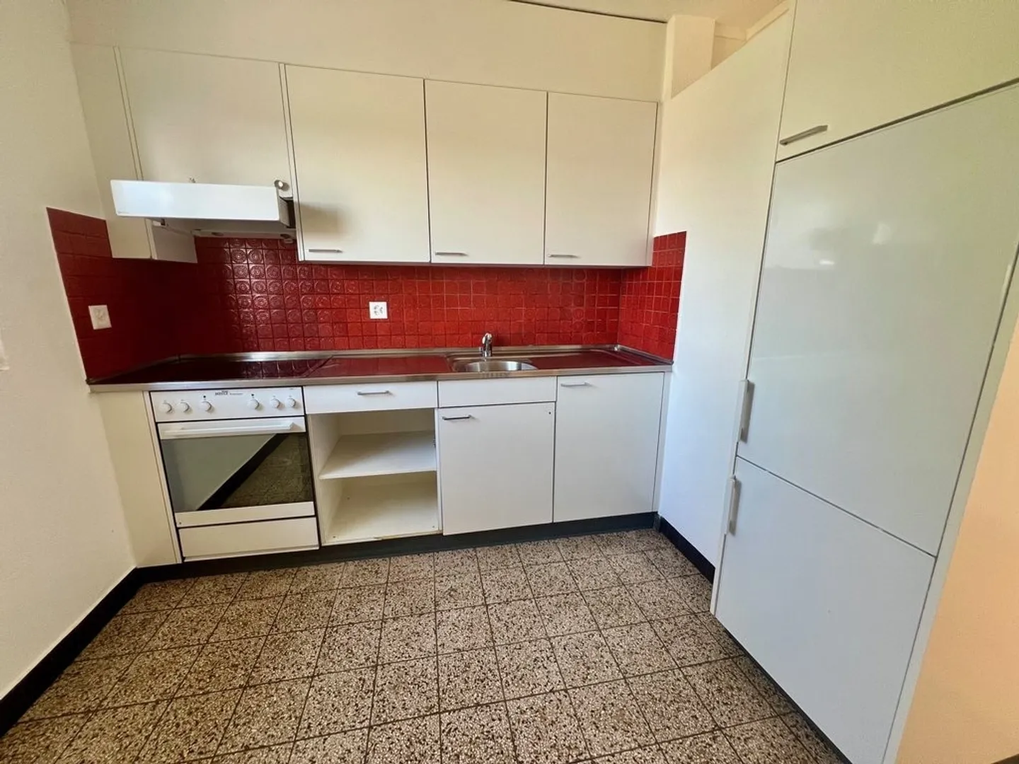 Helle 3-Zimmer Wohnung in Suhr - Foto 1 von 6