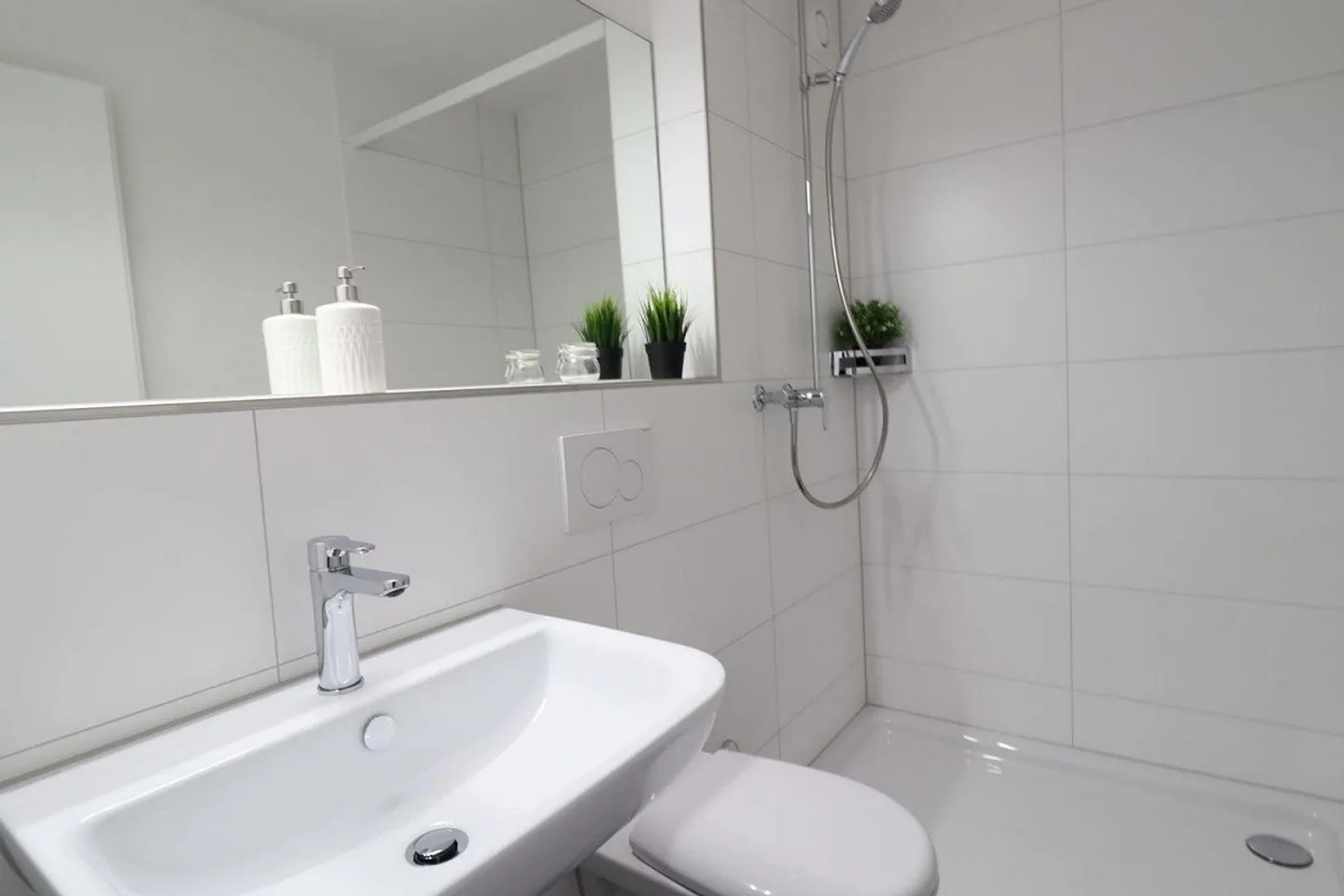 «Neu sanierte Wohnung!» - Foto 4 von 6