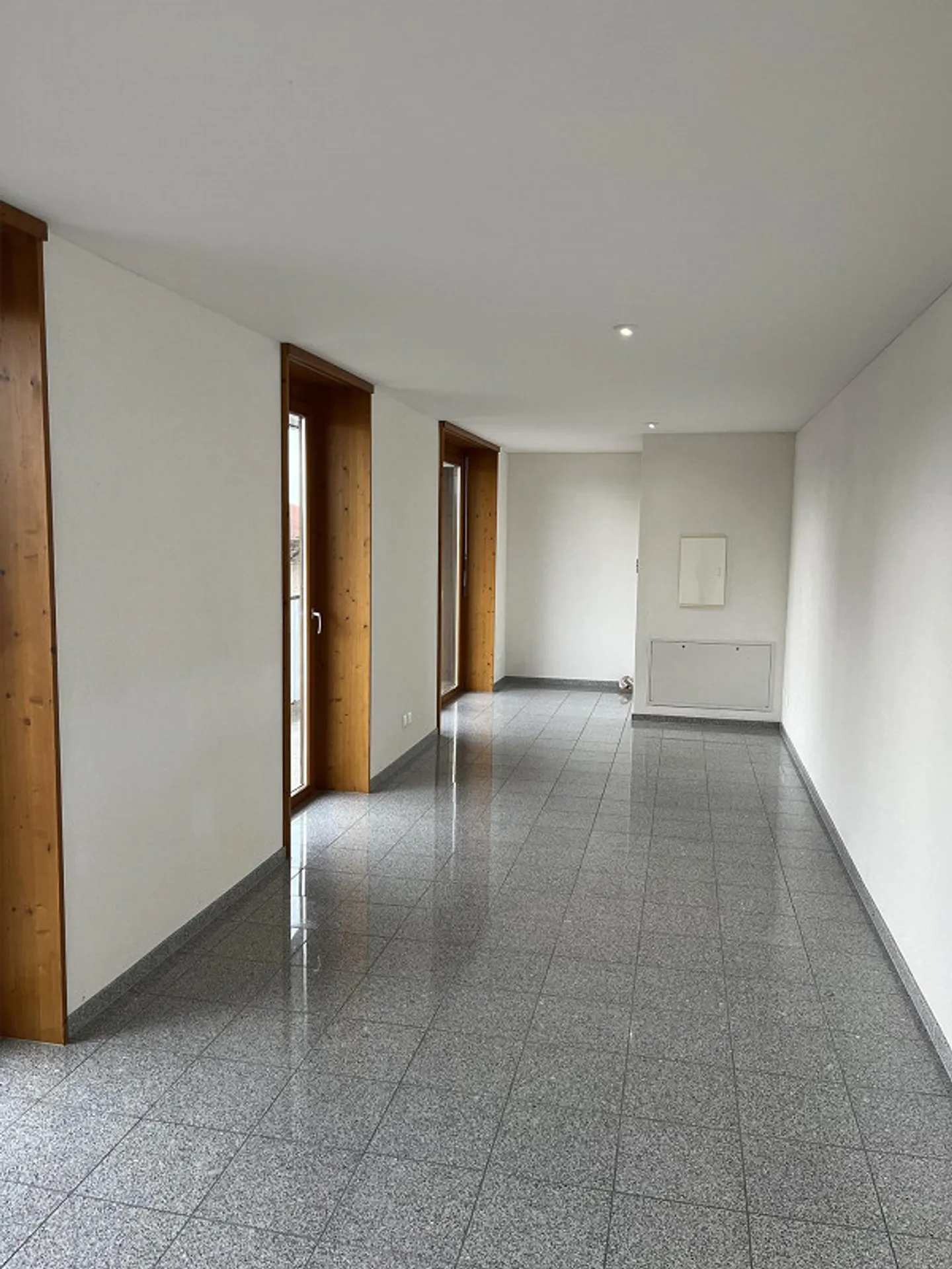 Lavora dove è ideale: il tuo nuovo spazio ufficio! - Foto 3 di 8